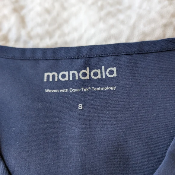 Mandala Scrubs set, Navy Blue, size Small - Picture 2 of 4